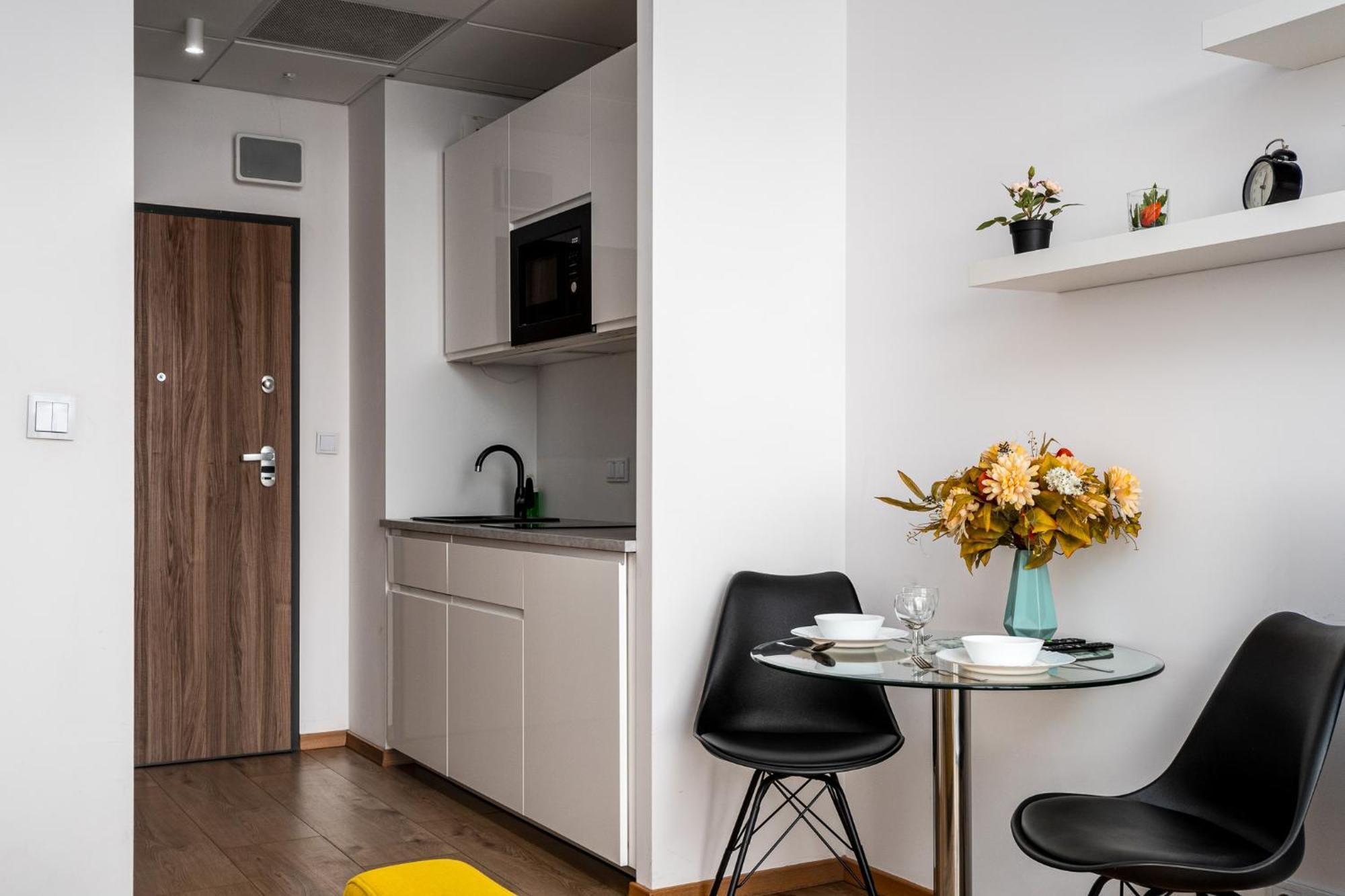 Prymasa Tysiaclecia 83A Free Garage By Perfect Apart Βαρσοβία Εξωτερικό φωτογραφία